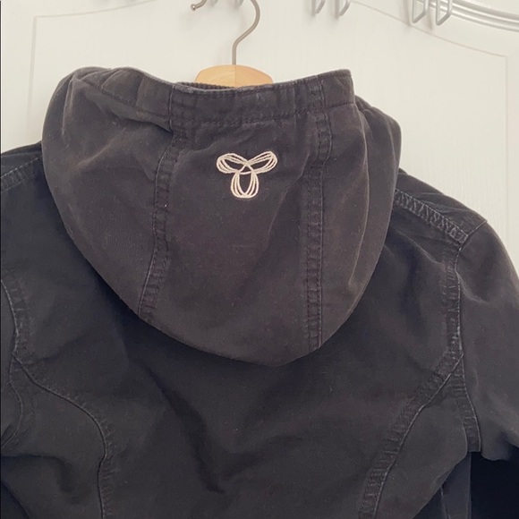 TNA Fall jacket (plaid pattern inside) - Picture 11 of 14